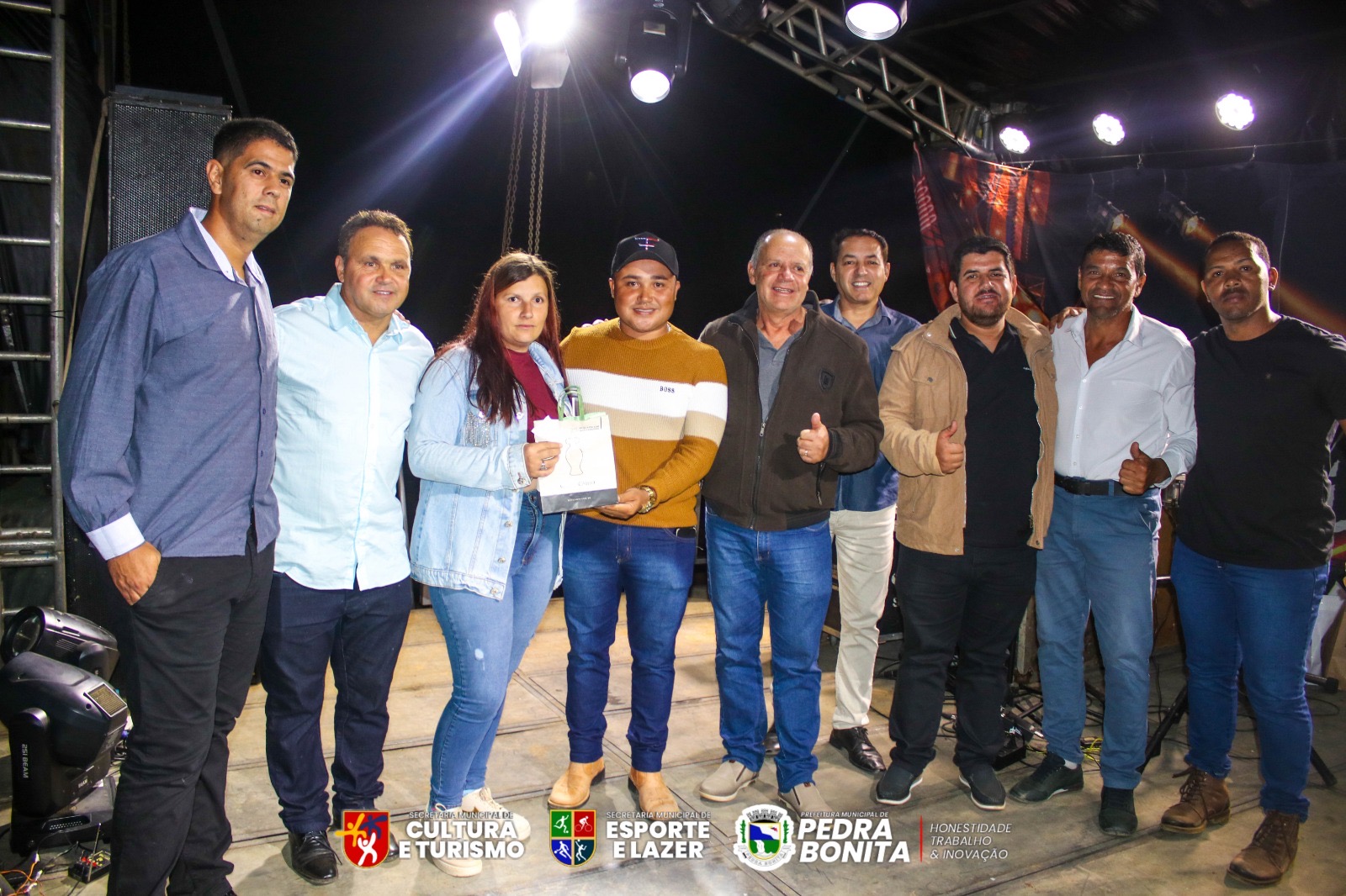 8fcdc65f-192b-497d-9d66-a8affc851d1d